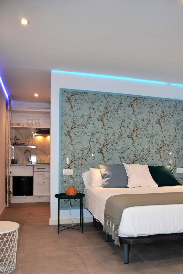 Suite Estudio Montana Torremolinos Exterior photo