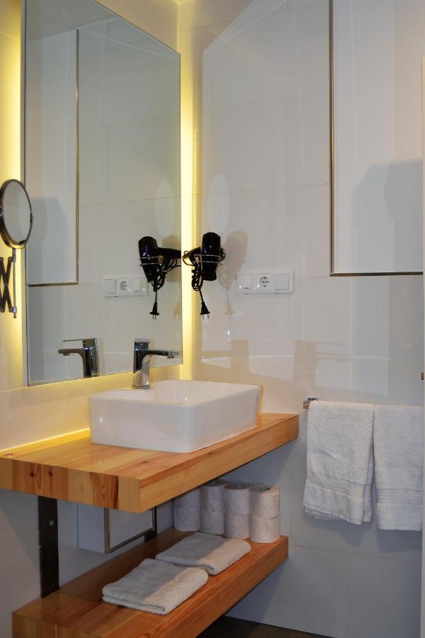 Suite Estudio Montana Torremolinos Exterior photo